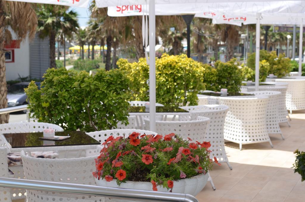 Hotel Arvi Durrës Exterior foto